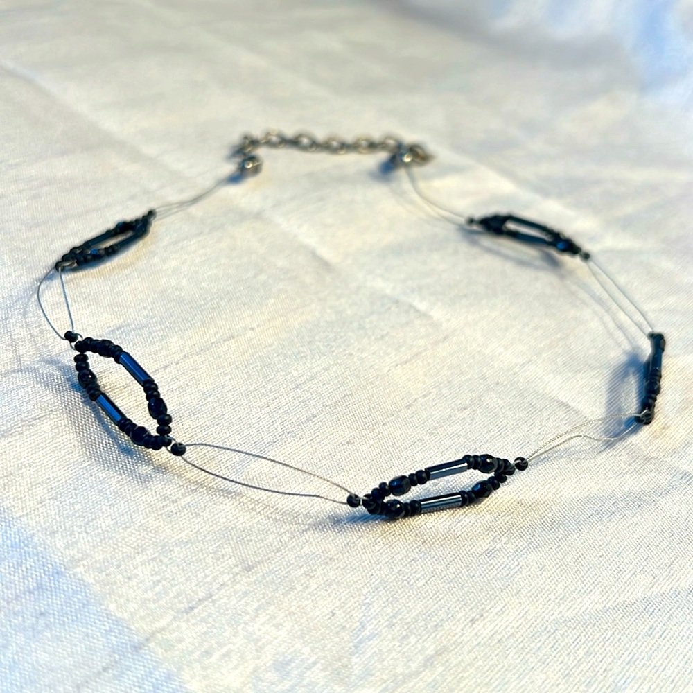 Floating Choker